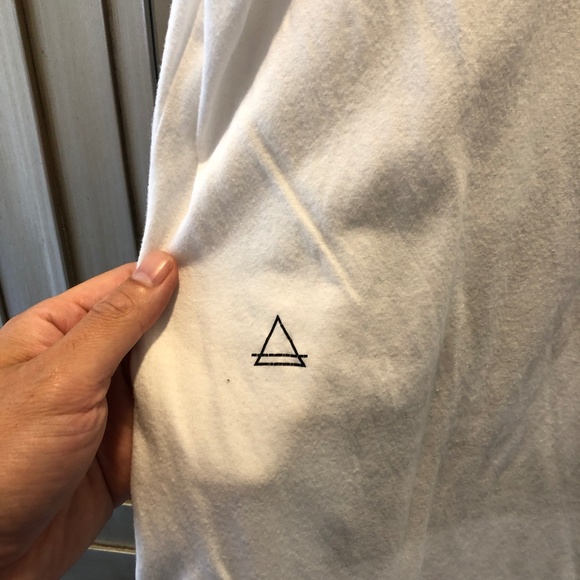 Paris t-shirt size medium - Picture 6 of 6